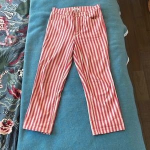 Wrangler High Rise Straight Jeans. Size 30